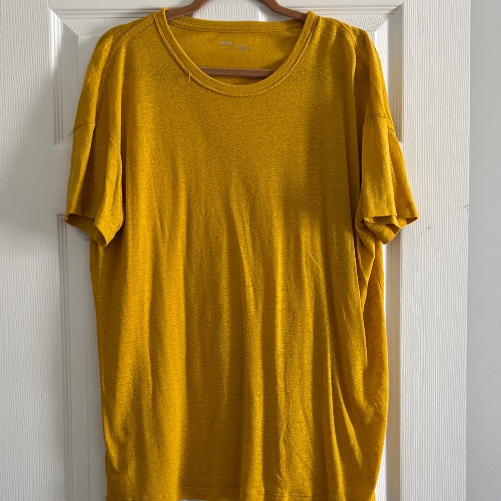 aerie Mustard Yellow Short Sleeve Tee